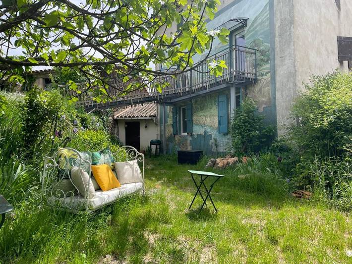 Chambre d’hôte pour 2 personnes, avec Balcon et Terrasse ainsi que Jardin et Vue