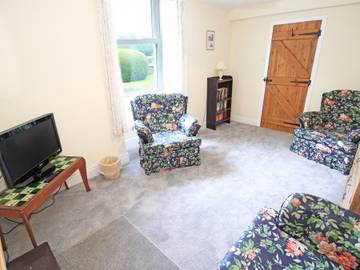 Holiday Letting for 10 People in Llanbedr, Gwynedd, Photo 3