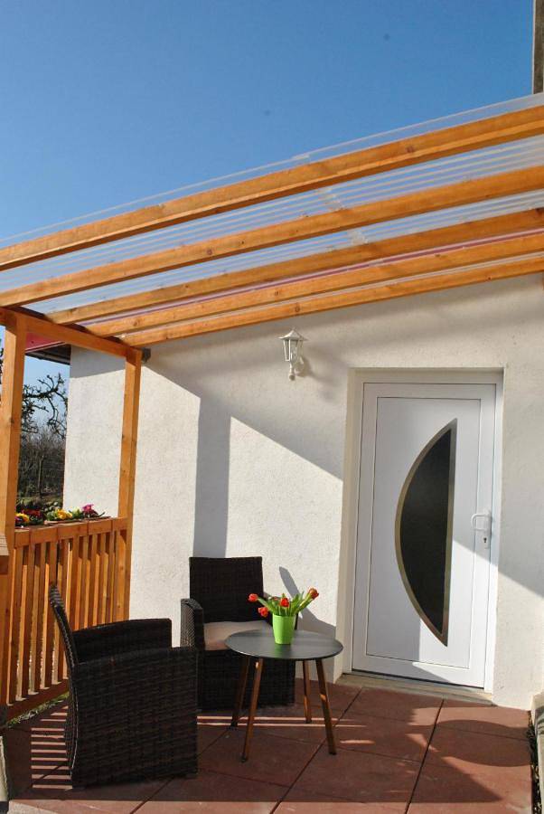 Ferienwohnung für 3 Personen, mit Terrasse und Garten sowie Pool in Dargun - 4