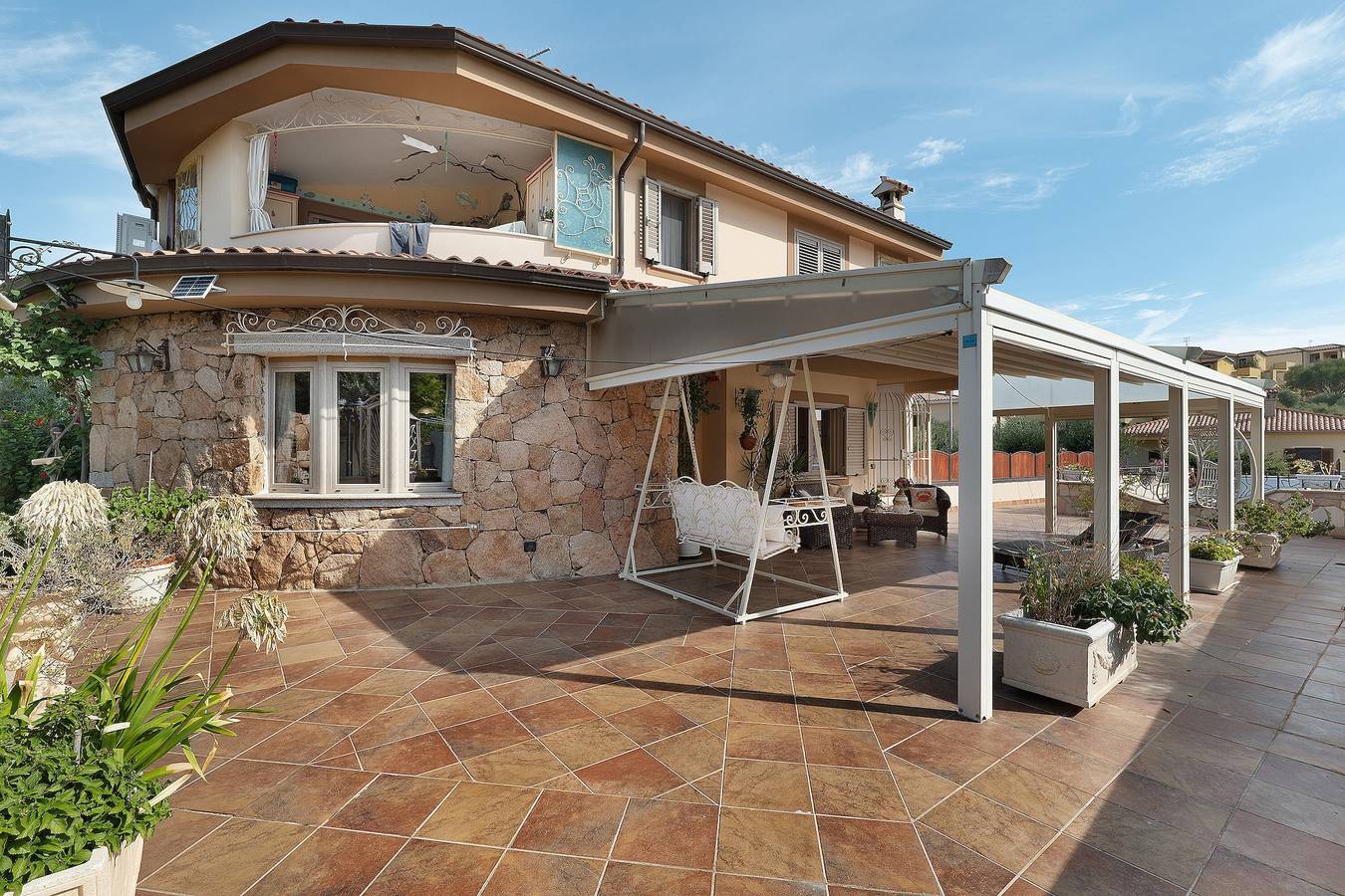 Casa vacanze 'La Dimora Di Ionela' con terrazza privata, Wi-Fi e aria condizionata in Terza Spiaggia, Golfo Aranci