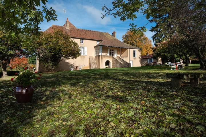 Gîte pour 5 personnes, avec piscine ainsi que jardin et terrasse dans La Vineuse sur Fregande - 2