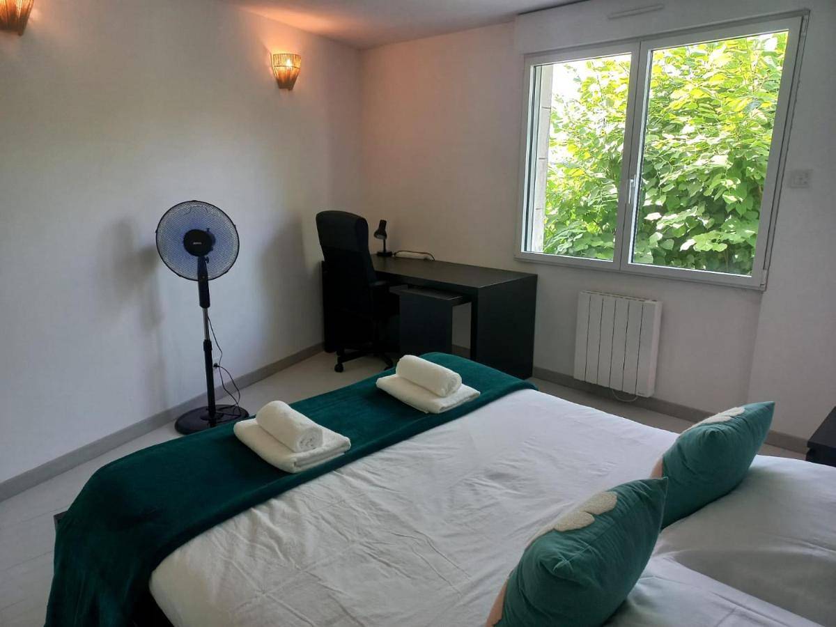 Two-Bedroom House in Montrichard Val de Cher, Région de Blois
