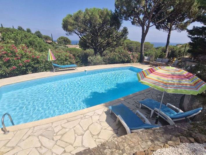 Villa pour 10 personnes, avec Terrasse à Roquebrune-sur-Argens - 4
