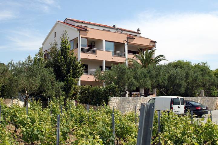 Ferienwohnung für 4 Personen, mit Pool und Balkon/Terrasse auf Pag - 3