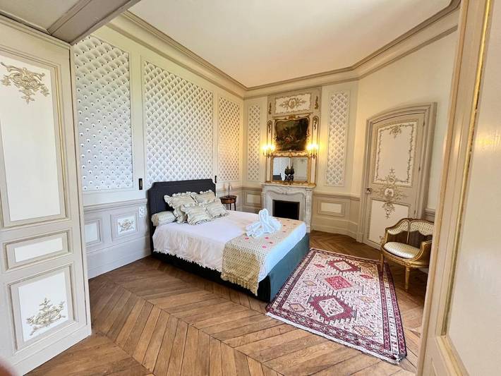 Location de vacances pour 2 personnes, avec vue et jardin à Saint-Laurent-les-Églises - 4