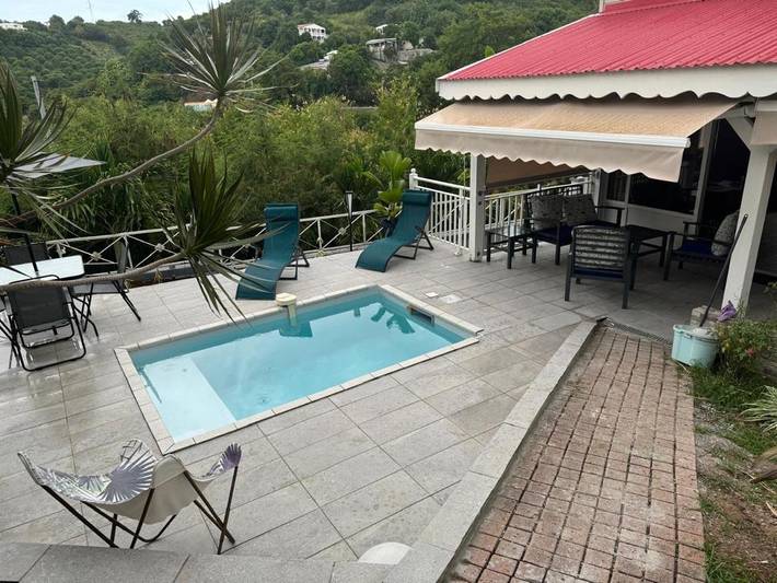 Location de vacances pour 6 personnes, avec piscine ainsi que vue et jardin à Vieux-Habitants - 4