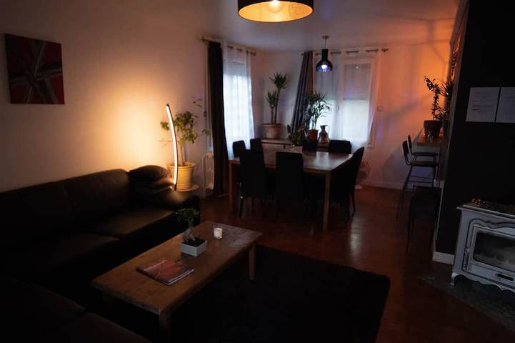 Maison Chaleureuse 6/8 Personnes Quartier Palente in Palente-Orchamps-Saragosse, Besançon