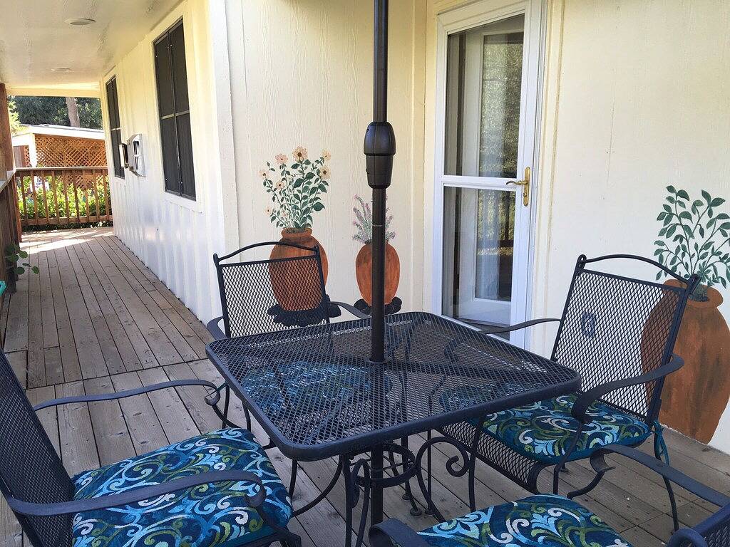 Cabin for 3 Guests in Three Rivers, Sequoia National Park