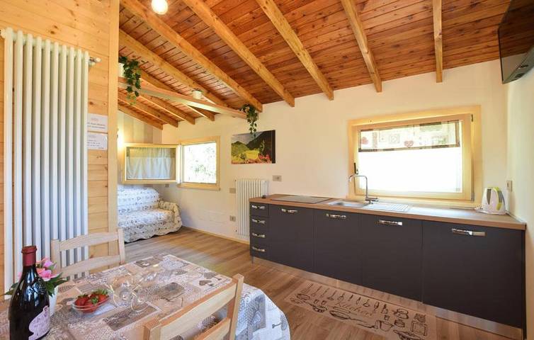 Hütte für 4 Personen, mit Ausblick und Garten sowie Balkon am Gardasee - 3