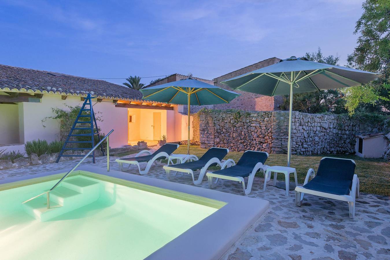 Villa voor 4 personen met terras in Santanyí, Zuid-Mallorca