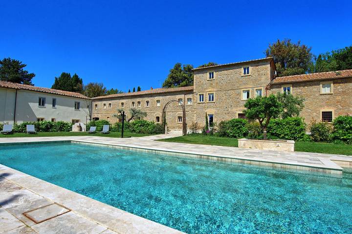 Location de vacances pour 4 personnes, avec jardin et piscine à Volterra - 4