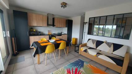 Gîte pour 4 personnes, avec balcon et vue dans Office De Tourisme De Mimizan