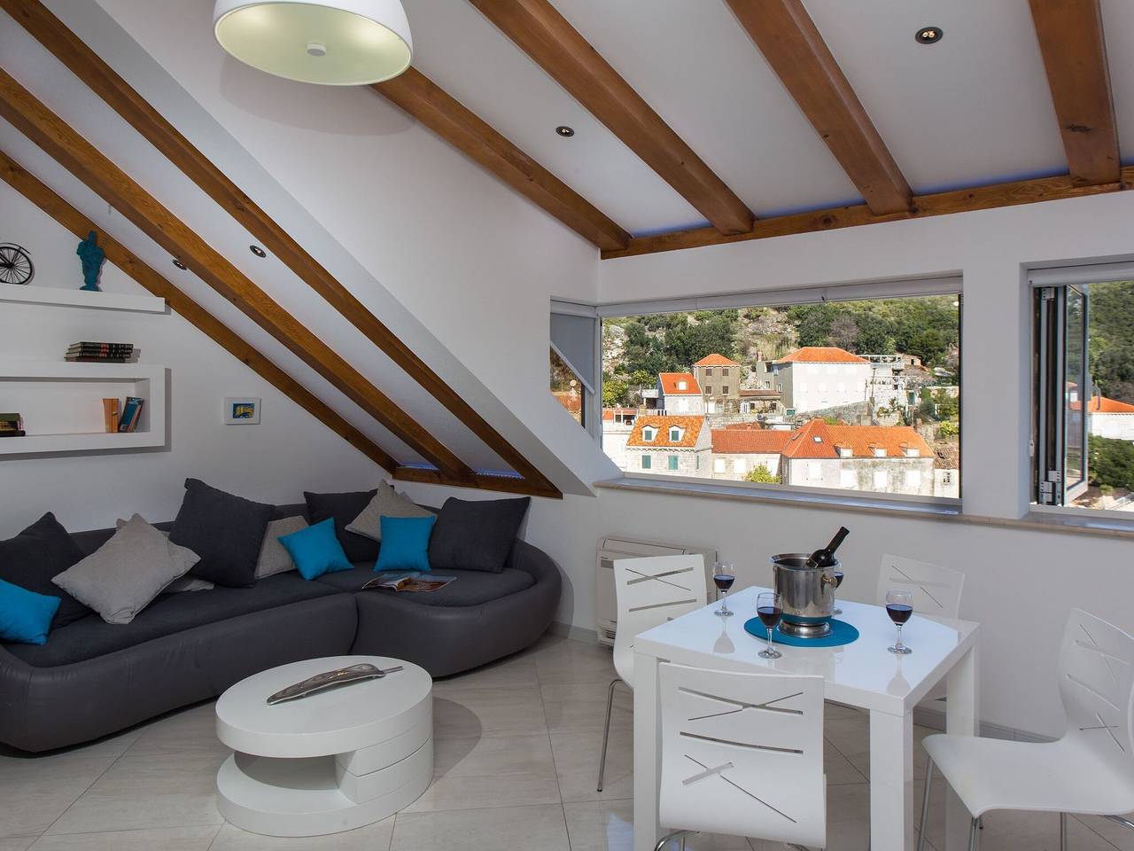 Ganze Wohnung, Mali Skoj Apartment - Two-Bedroom Apartment with Sea View in Grad Dubrovnik, Dubrovnik-Neretva