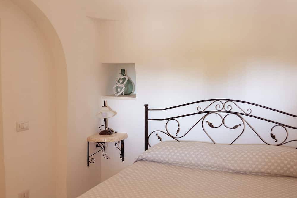 Trulli Soleti - trulli surrounded by nature, less than 2 km from the centre in Locorotondo, Province de Bari