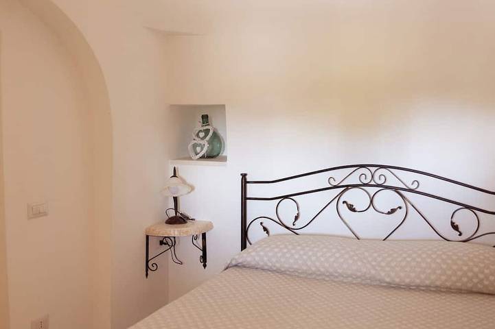Trulli Soleti - trulli surrounded by nature, less than 2 km from the centre in Locorotondo, Province de Bari