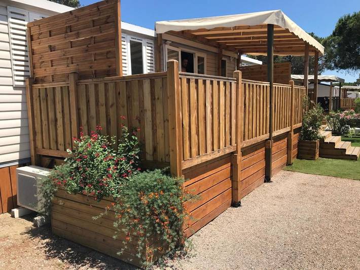 Camping para 6 personas, con piscina además de piscina para niños y jardín, Se admiten mascotas en Canet-en-Roussillon