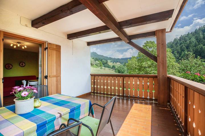 Entire apartment, Apartment "Gabrielli Marie" with Mountain View, Wi-Fi, Terrace & Garden in Trodena nel Parco Naturale, South Tyrol