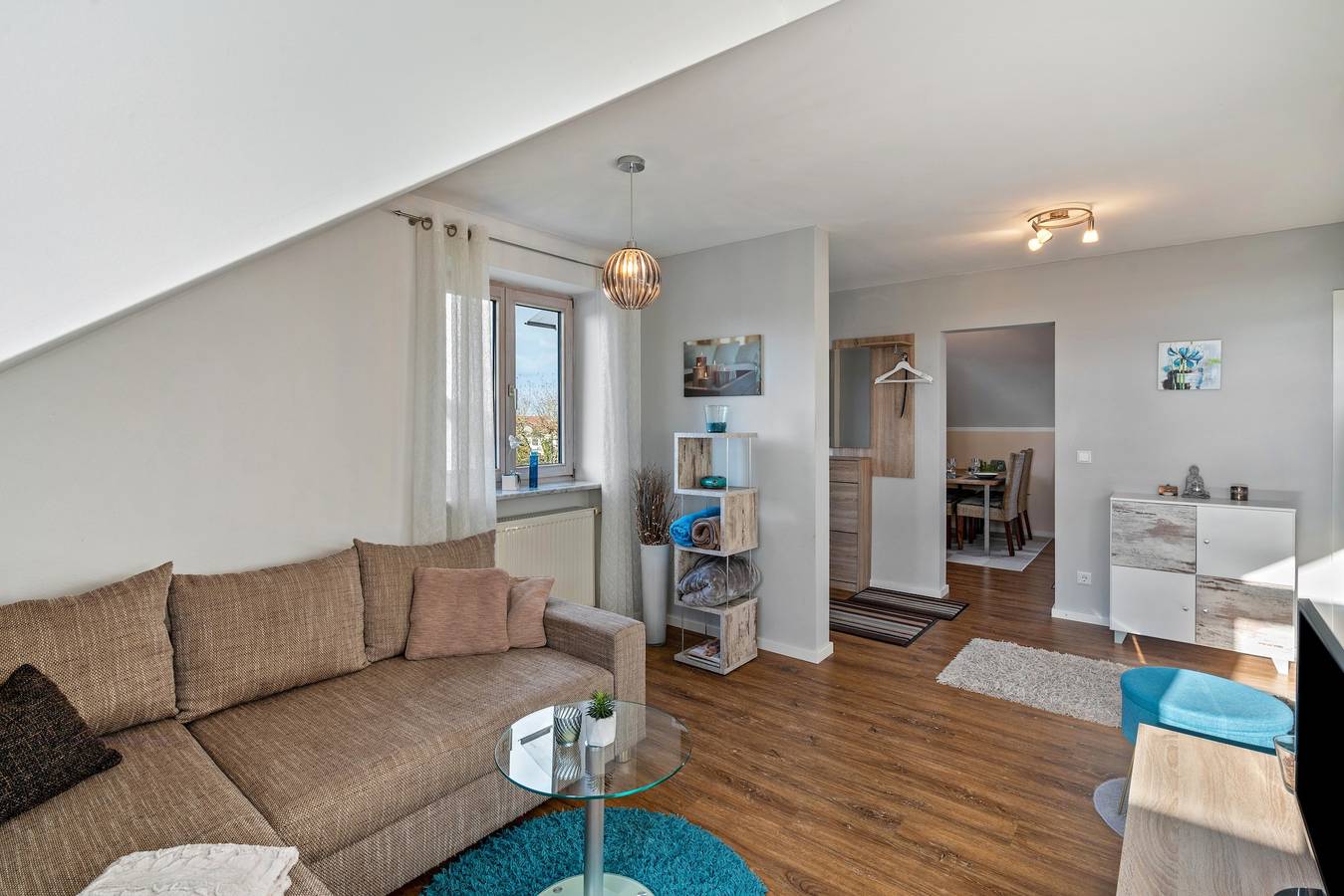 Ganze Wohnung, Ferienwohnung Hobmaier" mit Bergblick, Gemeinschaftsgarten und Wi-Fi in Forstern, Oberbayern