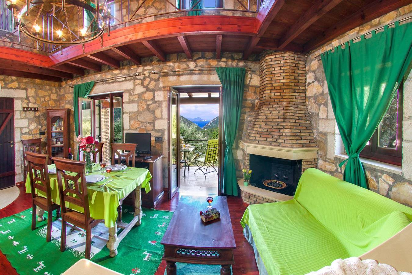 Villa für 4 Personen mit Terrasse in Platrithias, Griechenland