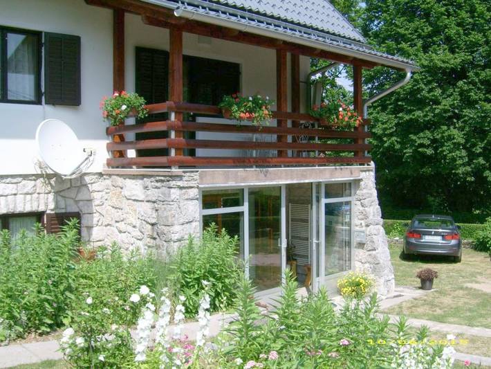 Maison d’hôte pour 3 personnes, avec terrasse ainsi que vue et jardin dans Plitvička Jezera - 3