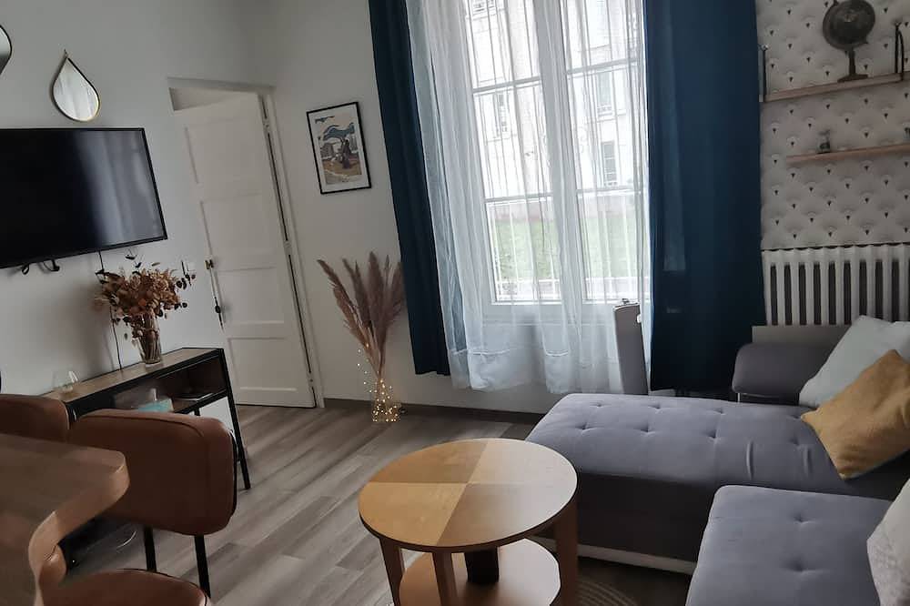 Entire apartment, Cosy flat in Colombes city (near to Paris St Lazare) in Colombes, Hauts-de-Seine
