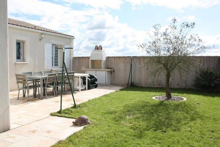 Location de vacances pour 8 personnes, avec Terrasse à Sainte-Soulle - 2