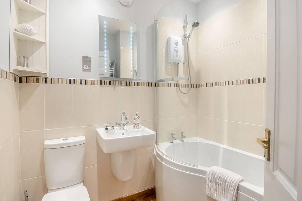 2 bedroom accommodation in Overstrand, near Cromer in Overstrand, Norfolk Coast