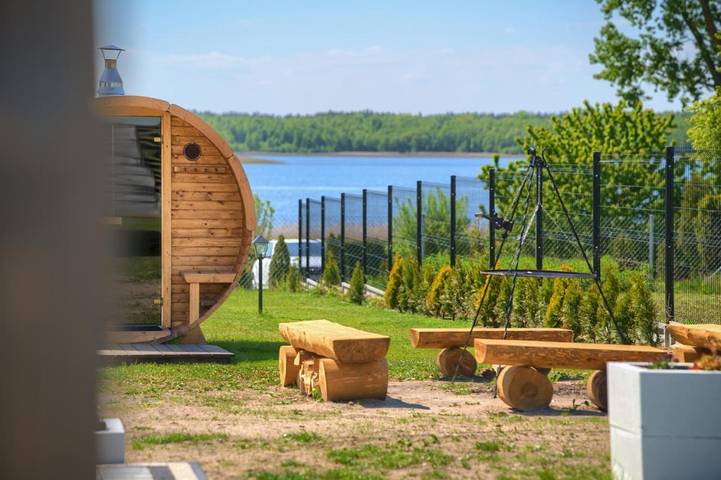 Ferienhaus für 9 Personen, mit Whirlpool und Pool sowie Garten und Sauna - 1