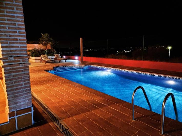 Chalet para 10 personas, con jardín y piscina en Montes de Toledo - 4