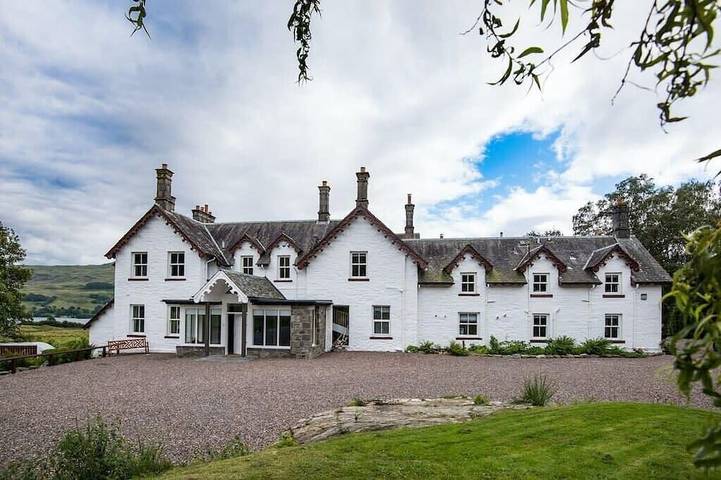 Château pour 29 personnes, avec jardin et jacuzzi dans Écosse