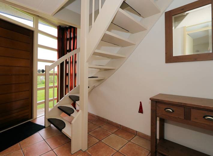 Bungalow für 6 Personen, mit Balkon/Terrasse und Terrasse sowie Garten und Pool in Medemblik - 4