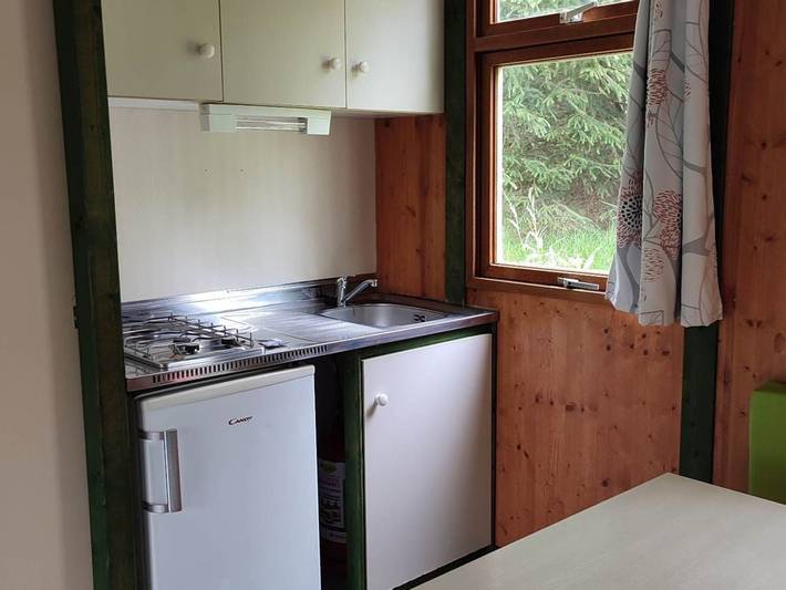 Gîte pour 6 personnes, avec terrasse, animaux acceptés à La Tour-d'Auvergne - 3