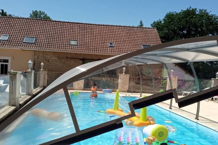 Gîte pour 6 personnes, avec piscine et terrasse ainsi que sauna et jacuzzi à Rety - 3
