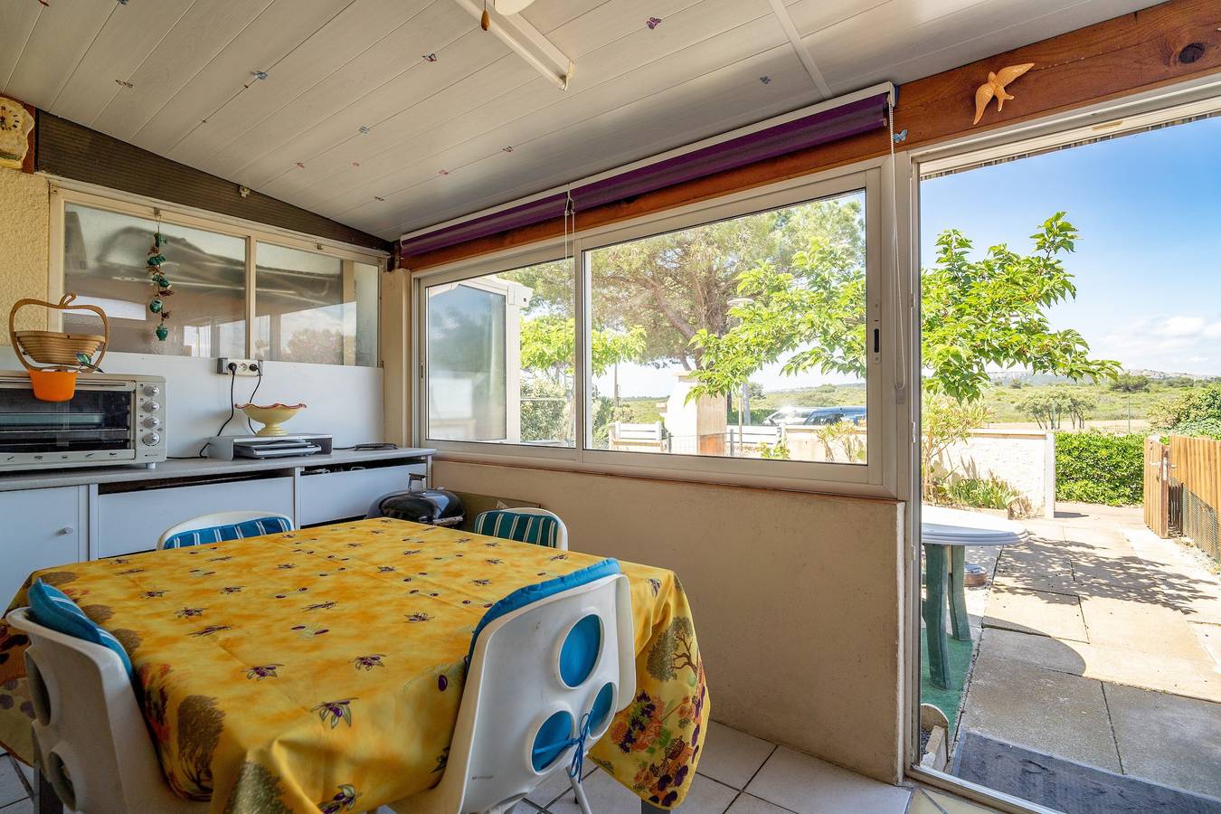 Maison de vacances 'Les Eaux Vives 1' avec vue sur la mer, piscine partagée et terrasse privée in Saint Pierre la Mer, Fleury