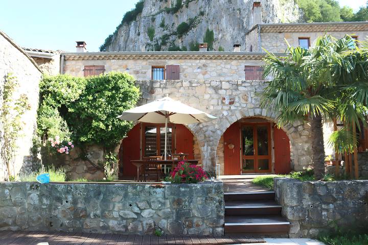 Gîte pour 2 personnes, avec jardin