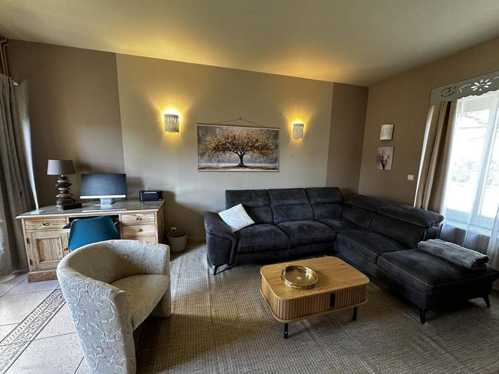 Gîte pour 6 personnes, avec jardin et terrasse