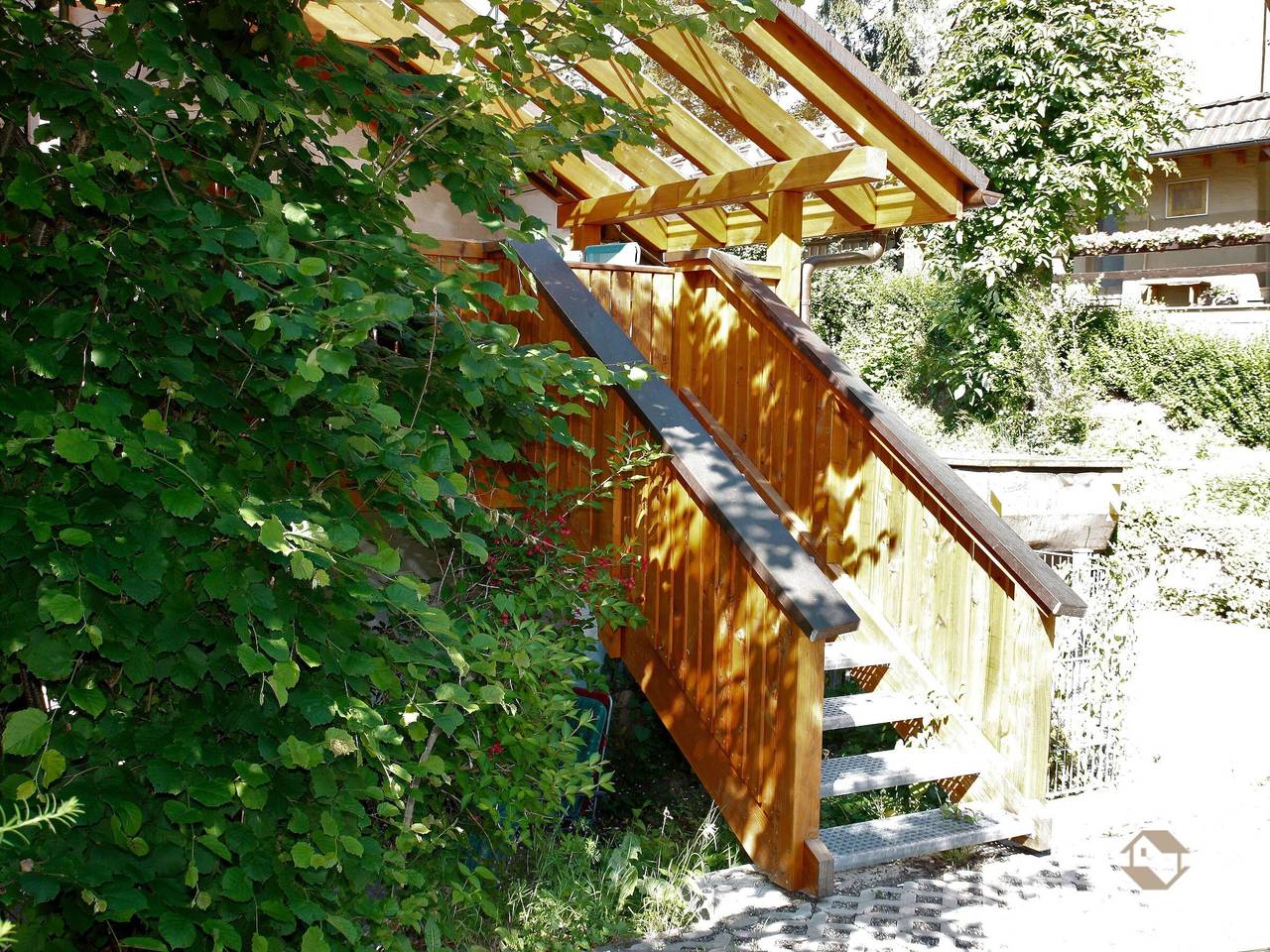 Ganze Wohnung, Ferienwohnung 'Veilchen' mit Bergblick, privater Terrasse und Wlan in Unterkirnach, Mittlerer Schwarzwald
