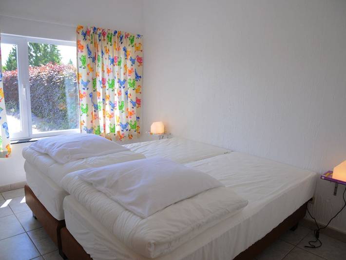 Location de vacances pour 6 personnes, avec terrasse ainsi que jardin et jacuzzi, animaux acceptés à Somme-Leuze - 3