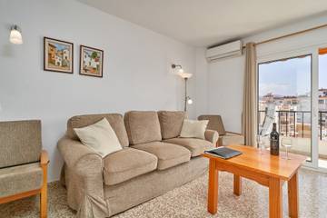 Apartment for 2 People in Nerja Centre, Nerja, Photo 2