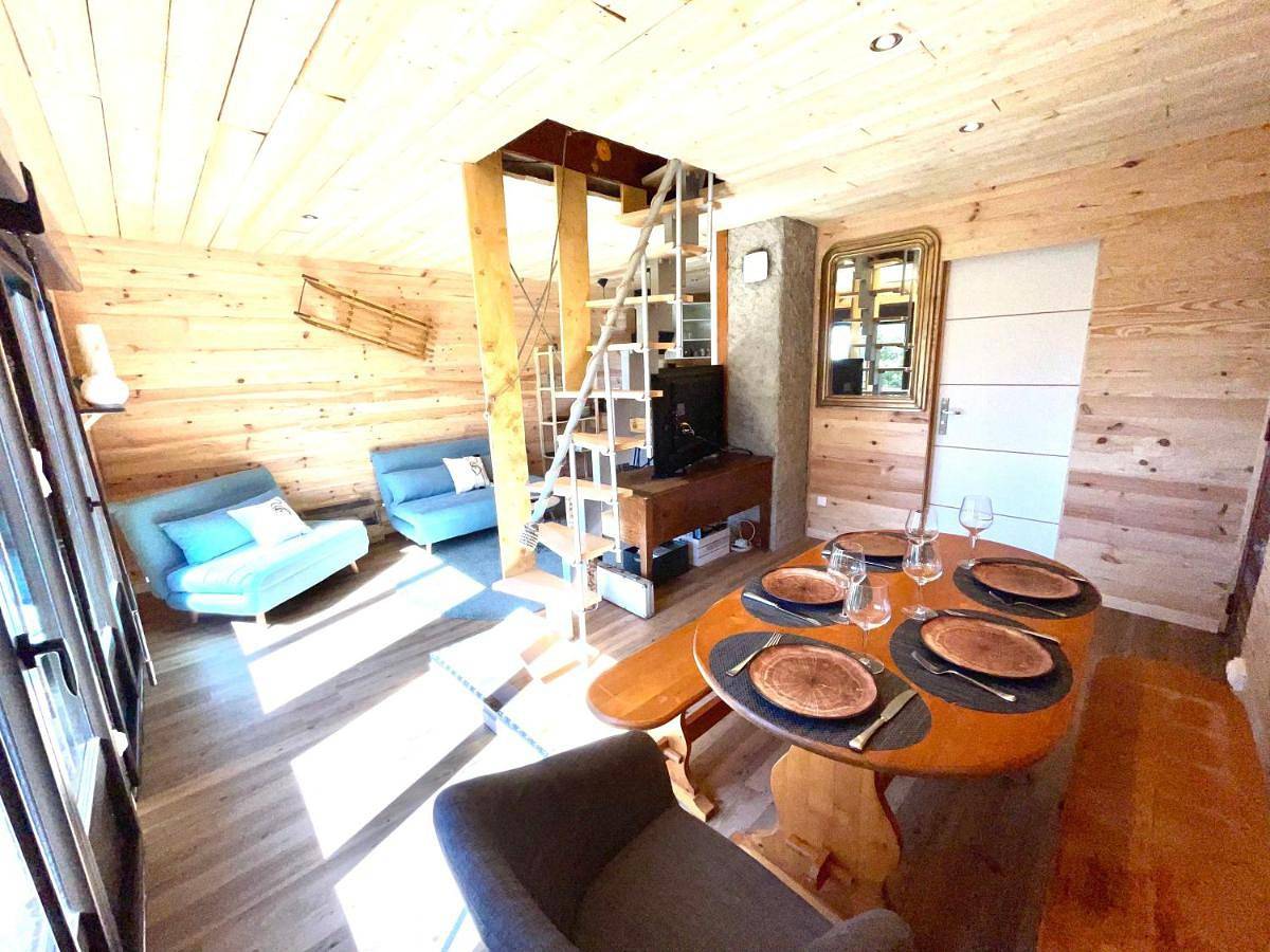 La cabane au pied des pistes in Station de Chastreix-Sancy, Chastreix