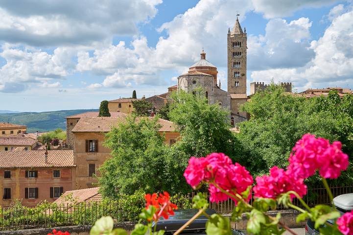 Ferienwohnung für 5 Personen, mit Balkon in Massa Marittima