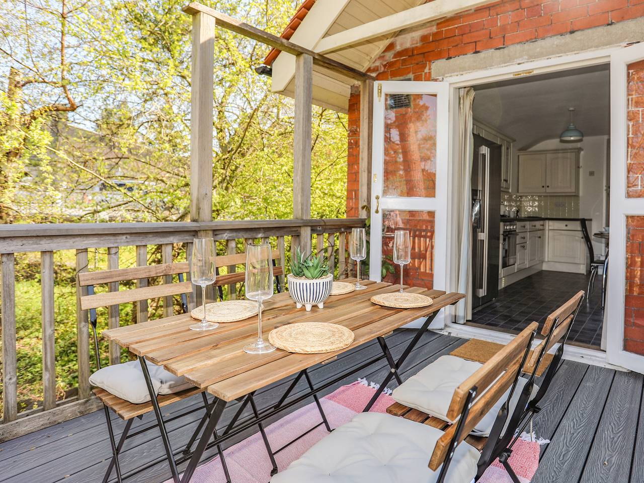 Ceris Lodge in Bangor, Gwynedd