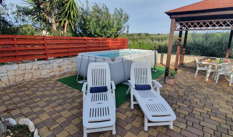Location de vacances pour 5 personnes, avec piscine ainsi que jardin et vue à Antonelli - 3