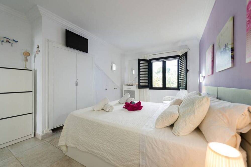 Entire apartment, Apartment at the beach in Playa del Águila, San Bartolomé de Tirajana