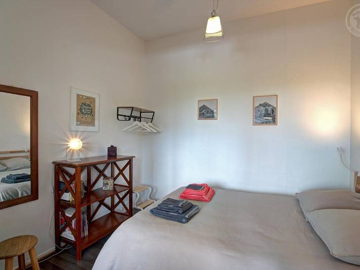 Encantador apartamento con terraza luminosa en St-Etienne in Saint-Genest-Lerpt, Río Loira