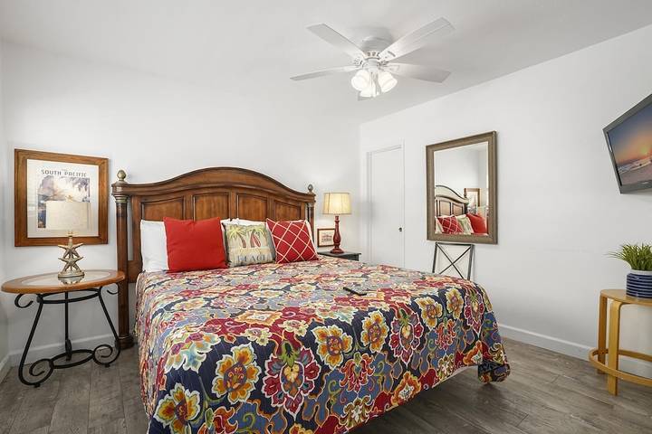 Beach rental for 5 people, with terrace in Newport Beach