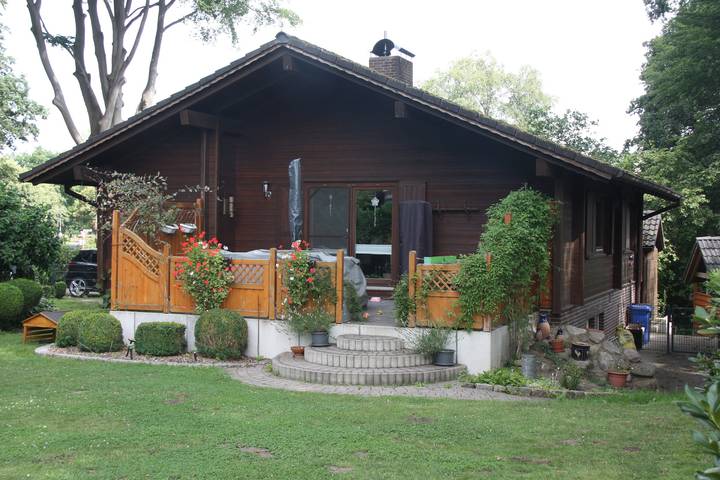 Ferienwohnung für 6 Personen, mit Terrasse und Garten in Geestland
