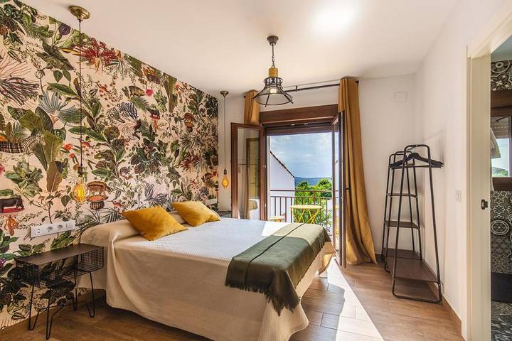 Casa rural para 2 personas, con Balcón y Terraza además de Jardín y Piscina en Parque Nacional de Monfragüe - 4
