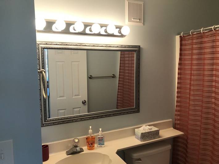 Vacation rental for 6 people, with balcony and pool in Carolina Beach