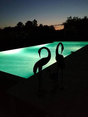 Gîte pour 4 personnes, avec sauna et terrasse ainsi que piscine et vue, animaux acceptés à Tanneron